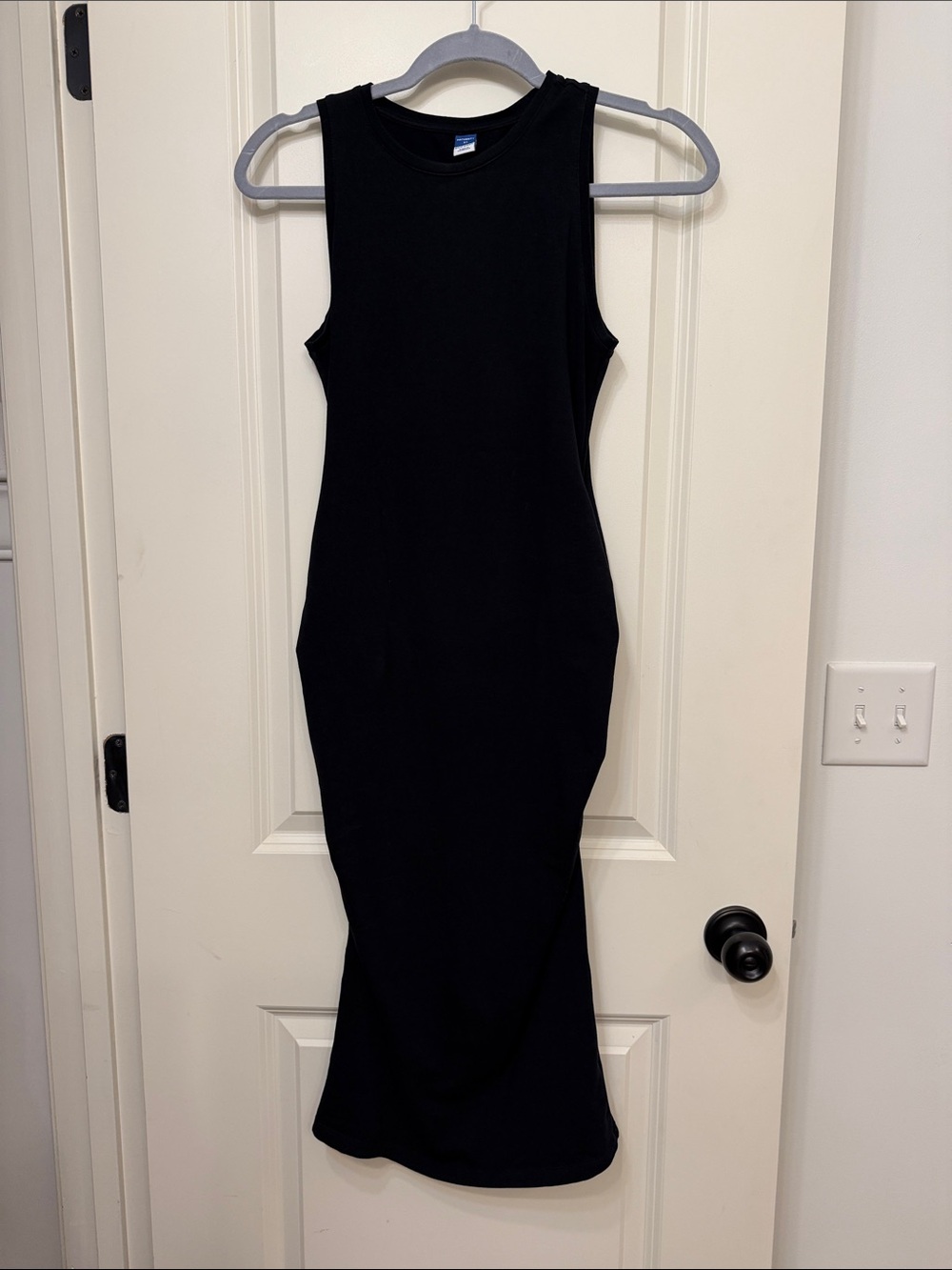 Old Navy Maternity Black Sleeveless Midi Dress